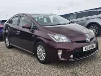 Used Toyota Prius 122 HP (89 kW) 2021 Maroon Hatchback
