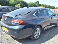Used Vauxhall Insignia Elite 136 HP (100 kW) 2017 Green Hatchback
