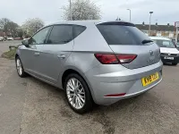 Used Seat Leon SE Dynamic 115 HP (84 kW) 2019 Silver Hatchback
