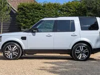 Used Land Rover Discovery Landmark 256 HP (188 kW) 2016 White SUV