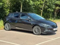 Used Vauxhall Astra Elite 150 HP (110 kW) 2016 Black Hatchback