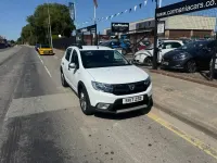 Used Dacia Sandero Lauréate 2017 White SUV