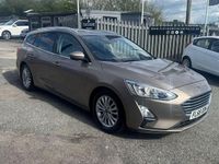 Usado Ford Focus Titanium 125 HP (91 kW) 2018 Prateado Carrinha