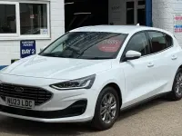 Used Ford Focus Titanium 125 HP (91 kW) 2023 White Hatchback