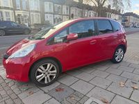 Begagnad Honda Jazz ES 99 HK (72 kW) 2013 Röd Halvkombi