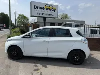 Used Renault Zoe Expression 64 kW (88 HP) 2013 White Hatchback