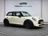 Used Mini Cooper S Classic 189 HP (139 kW) 2019 White Hatchback