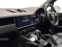 Usado Porsche Cayenne 2023 Branco SUV
