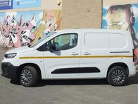 Used Citroën Berlingo 100 HP (73 kW) 2024 White MPV