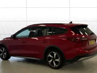 Used Ford Focus Active 155 HP (114 kW) 2023 Red Estate
