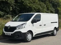 Used Renault Trafic Business 114 HP (83 kW) 2015 White MPV