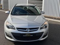 Used Vauxhall Astra Design Edition 2015 Silver Estate