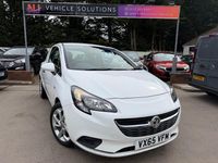 Used Vauxhall Corsa 74 HP (54 kW) 2015 White Hatchback