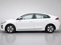 Used Hyundai Ioniq SE 141 HP (103 kW) 2022 White Hatchback