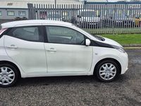 Used Toyota Aygo X-play 69 HP (50 kW) 2016 White Hatchback