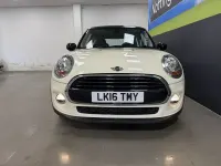 Used Mini Cooper Hatch 136 HP (100 kW) 2016 White Hatchback