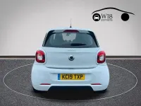Used Smart ForFour 71 HP (52 kW) 2019 White Hatchback