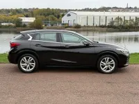 Used Infiniti Q30 Business Executive 109 HP (80 kW) 2016 Black Hatchback