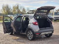 Used Renault Captur Dynamique 120 HP (88 kW) 2017 Grey SUV