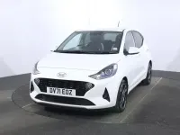 Used Hyundai i10 Premium 67 HP (49 kW) 2021 White Hatchback