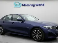 Used BMW 330e Sport Line 292 HP (214 kW) 2023 Blue Sedan