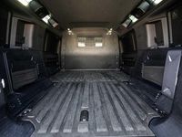 Used Land Rover Defender SE 250 HP (183 kW) 2021 Black SUV