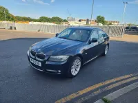 Used BMW 318 Exclusive 2011 Black Sedan