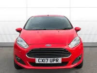 Używany Ford Fiesta Zetec 101 KM (74 kW) 2017 Czerwony Hatchback