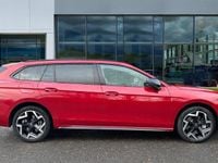 Used VW Passat R-line 272 HP (200 kW) 2025 Chilli red metallic  Estate