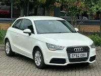 Used Audi A1 Comfort 105 HP (77 kW) 2012 White Hatchback