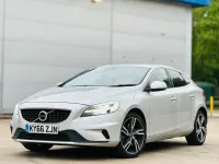 Usado Volvo V40 R-Design Pro 190 HP (139 kW) 2016 Prateado Citadino