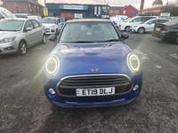 Used Mini Cooper Classic 136 HP (100 kW) 2019 Blue Hatchback
