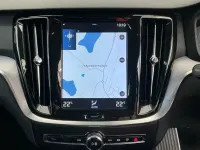 Used Volvo V60 Momentum 250 HP (183 kW) 2018 Blue Estate