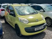 Used Citroën C1 68 HP (50 kW) 2006 Yellow Hatchback