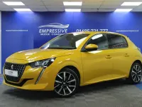 Used Peugeot 208 Allure 100 HP (73 kW) 2020 Yellow Hatchback