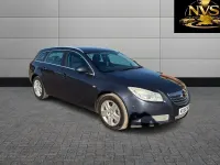 Used Vauxhall Insignia 128 HP (94 kW) 2010 Blue Estate