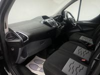 Usado Ford Transit Custom Limited 130 CV (95 kW) 2016 Negro Van