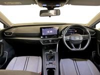 Used Seat Leon SE Dynamic 115 HP (84 kW) 2021 White Hatchback