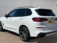 Second-hand BMW X5 M Sport 394 CP (289 kW) 2022 Alb SUV