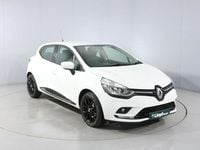Used Renault Clio IV Play 90 HP (66 kW) 2019 White Hatchback