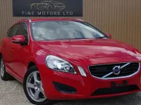 Used Volvo V60 SE 180 HP (132 kW) 2013 Red Estate
