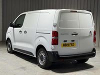 Używany Citroën Dispatch 2019 Biały Minivan