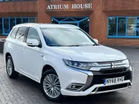 Used Mitsubishi Outlander P-HEV 2019 White SUV
