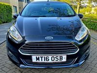 Begagnad Ford Fiesta Titanium 2016 Svart Halvkombi