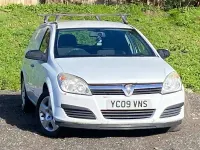 Used Vauxhall Astra Club 110 HP (80 kW) 2009 White Van