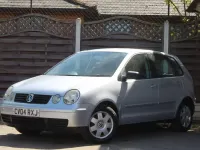 Usado VW Polo 75 HP (55 kW) 2004 Prateado Citadino