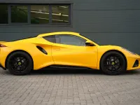 Used Lotus Emira 405 HP (297 kW) 2023 Yellow Coupe