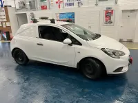 Used Vauxhall Corsa 75 HP (55 kW) 2018 White Van
