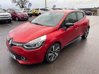 Used Renault Clio IV Dynamique 90 HP (66 kW) 2015 Red Hatchback