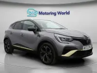 Usado Renault Captur Engineered 145 HP (106 kW) 2023 Cinzento SUV